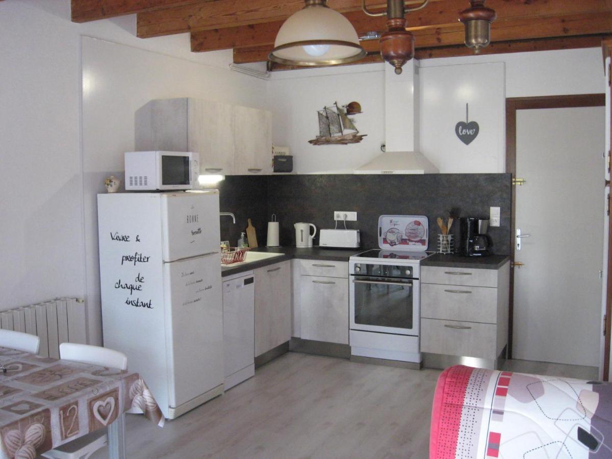 Gite Le Cozillon Cozes ภายนอก รูปภาพ